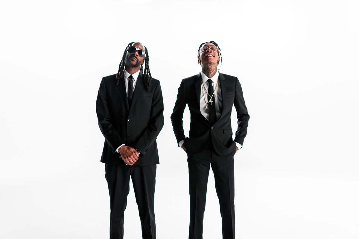 who comn to c us on tour ?? #HighRoadTour @MerryJaneMedia https://t.co/yXZ4oQsR24 https://t.co/th72VfjXJj