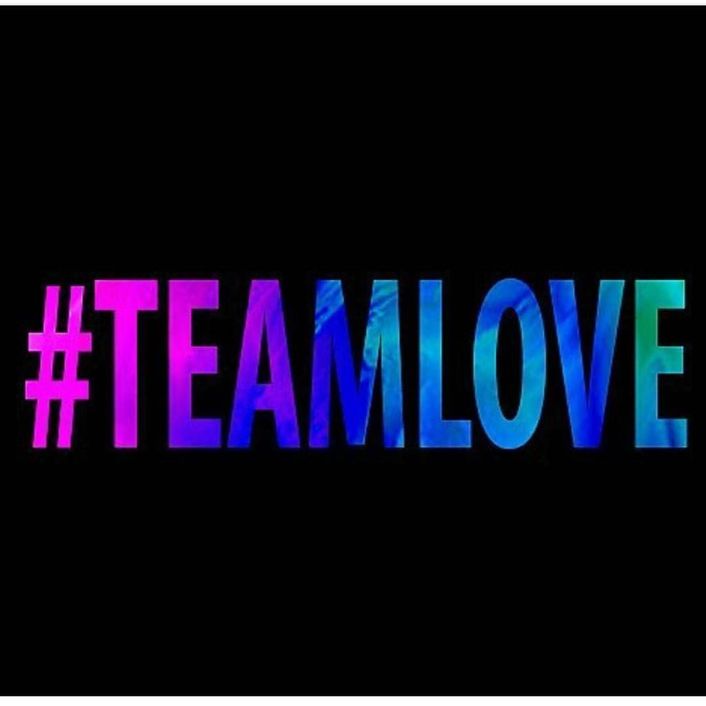 #teamLOVE join us. We're just trying to spread love. That's it !!! ARE YOU WITH #teamLOVE CAN YOU LOVE FOR NO REASO… https://t.co/3ip20dlx0B