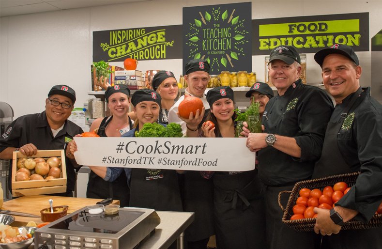 RT @FoodRev: .@JamieOliver CookSmart progamme wins ‘Healthful Innovation’ award! YEAH! https://t.co/vD51FTqf8V #foodrevolution https://t.co…