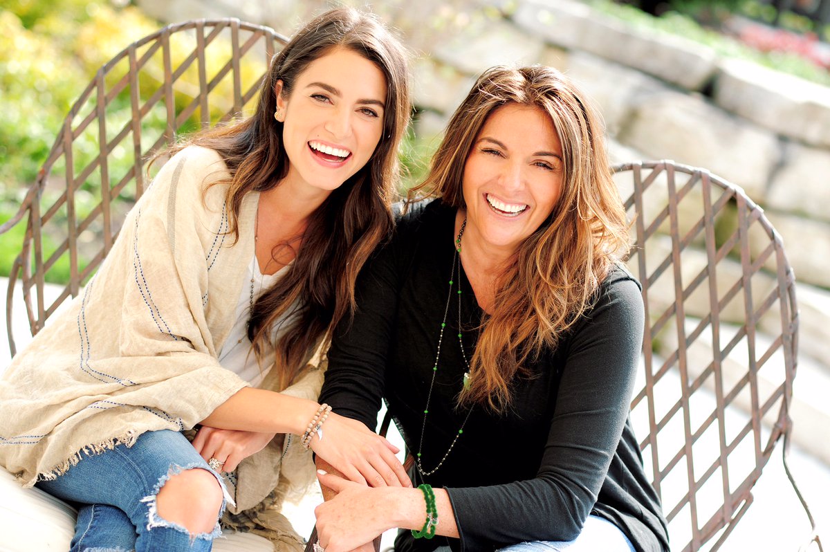 Thank you @people for featuring these amazing women @GrazielaGEMS,@NikkiReed_I_Am, you rule!
https://t.co/4U4hkICh58 https://t.co/6nSOwUxhn4
