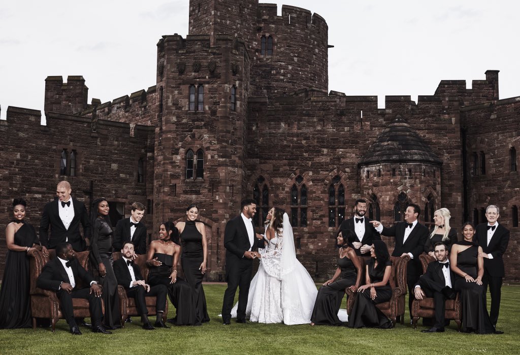 What A Special Moment. Us and Our Wedding  Party at #PeckfortonCastle. Photo By #DennisLeupold https://t.co/cpDN7czLZ3