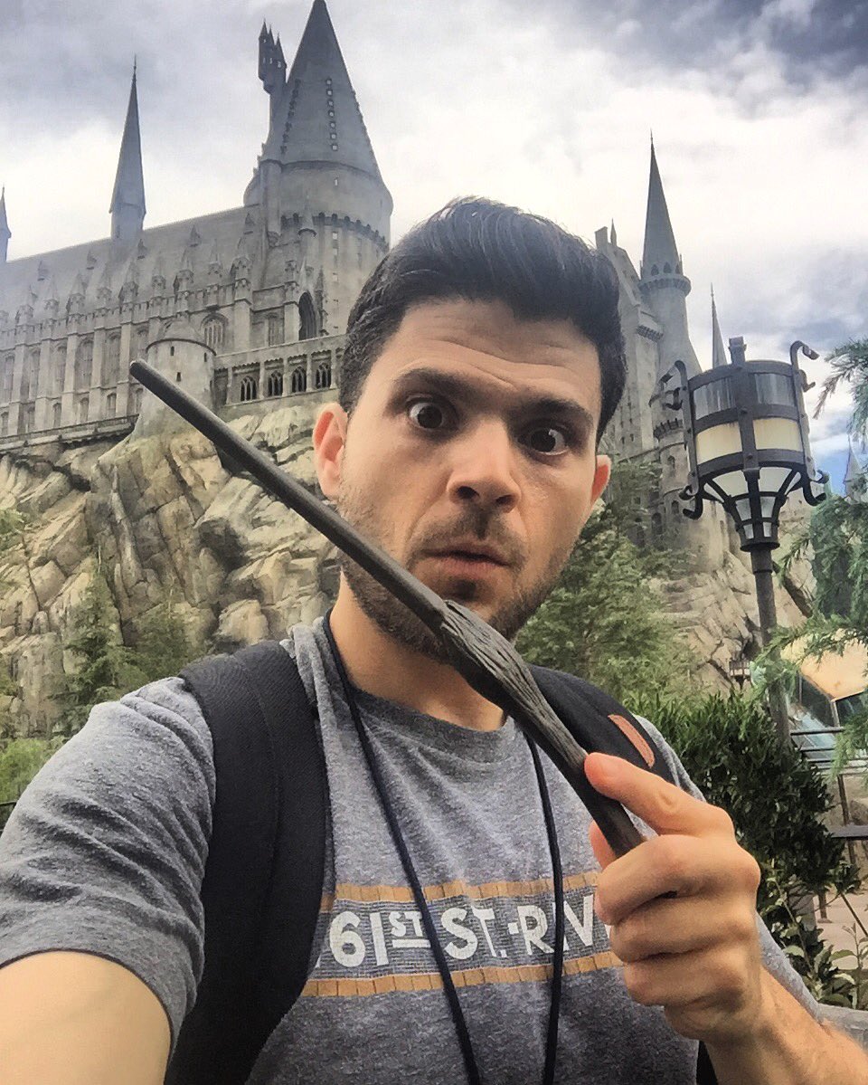 Got blessed with my girl Bellatrix 's wand! @UniStudios https://t.co/GGObksAnz8