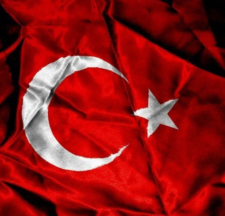 My thoughts & prayers go out to everyone affected by this terrible tragedy ???????? #Istanbul ???????? #PrayForTheWorld https://t.co/piwrEu2BXH