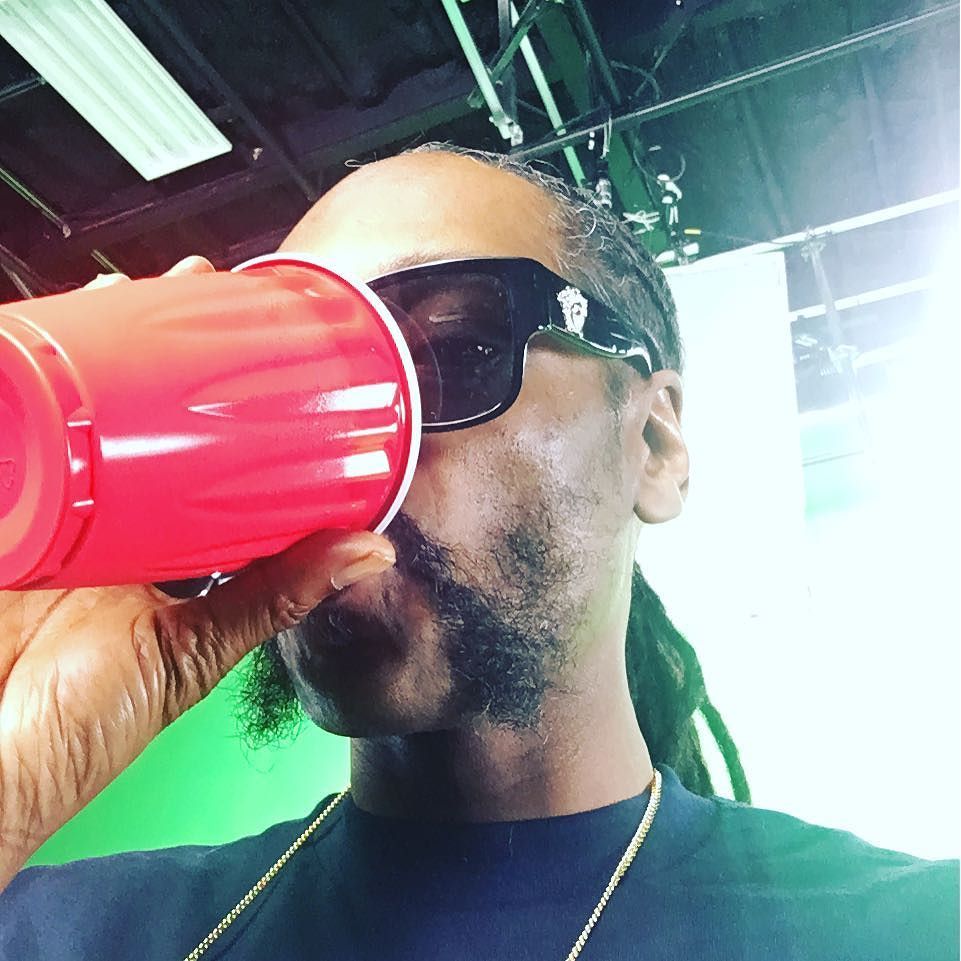 Coolaid. Taste good https://t.co/nCavZTIKWJ https://t.co/o4yKBeZC28