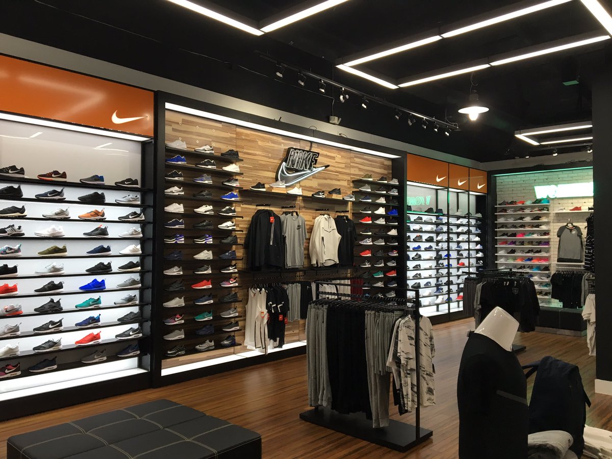 shoe palace salinas wait what a new shoe palace opened in salinas today shoe palace salinas wait what a new shoe palace opened in salinas today
