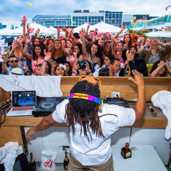 RT @CabanaPoolBar: .@LilJon returns to @CabanaPoolBar this Saturday! Tickets on sale now: https://t.co/l4wEioDHbt https://t.co/trqyUHRVAL
