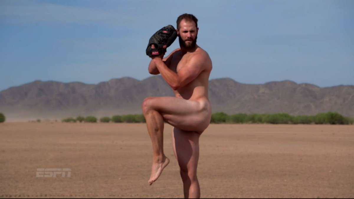 Naked mile avi The shemale train