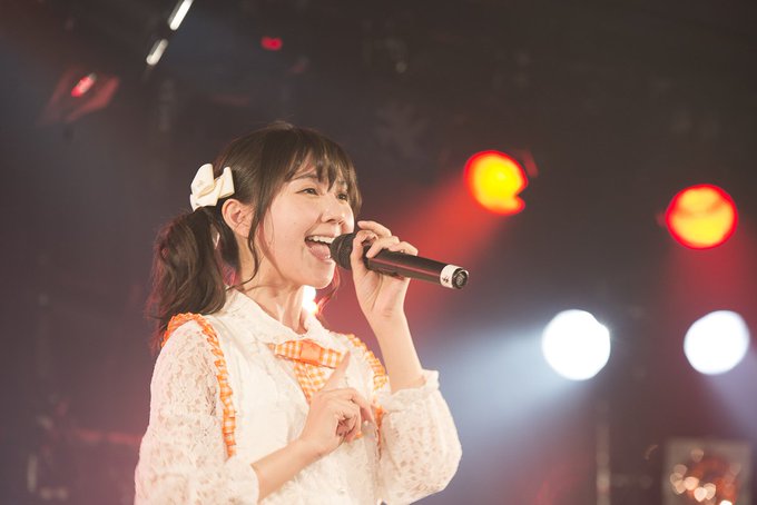 秦佐和子