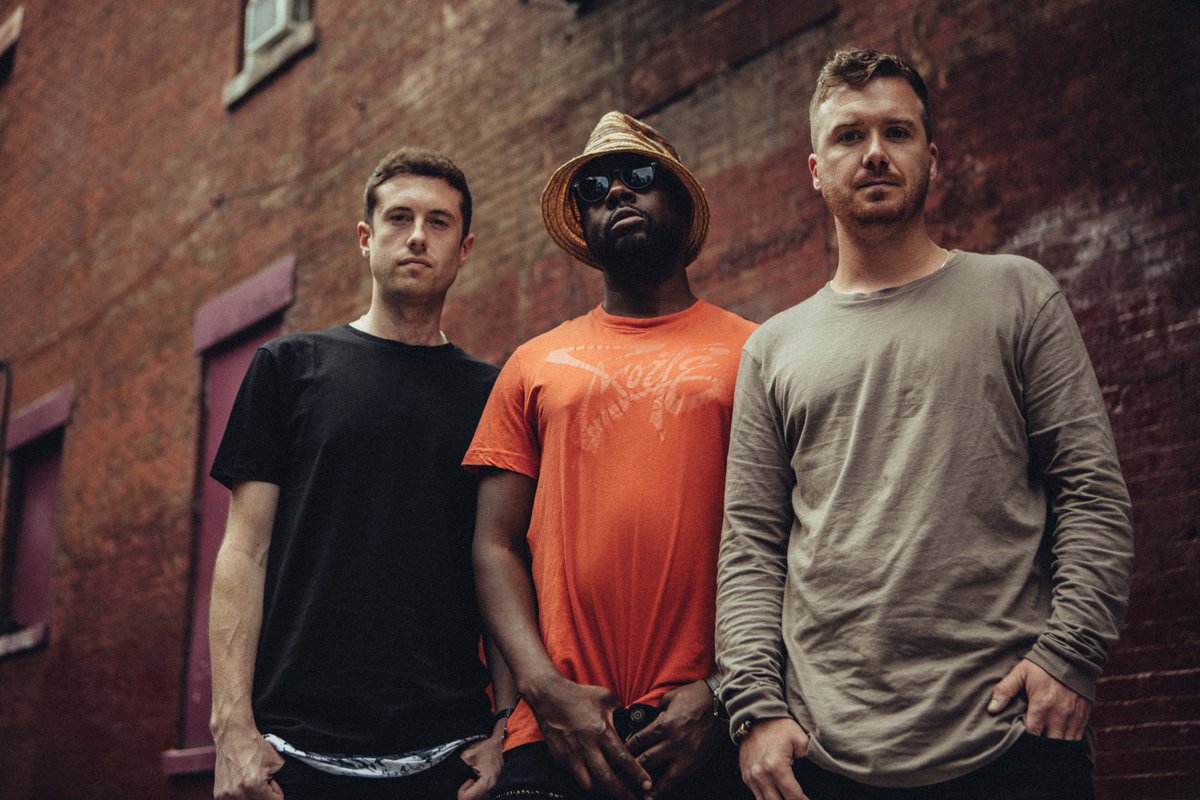RT @GorgonCity: Yes @Wyclef... 
First play tonight @mistajam on @1xtra from 7.45pm https://t.co/f5kd7wGtfo