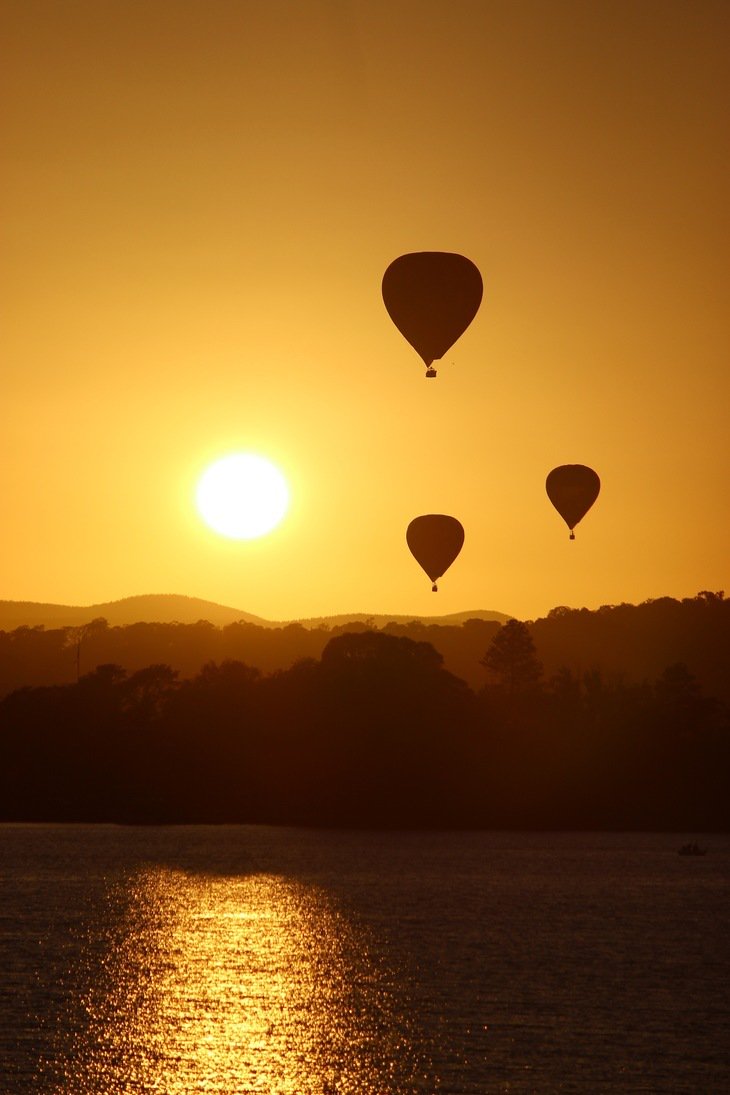 RT @hitRECord: This gorgeous sunrise shot was taken by 'isack' in Canberra, Australia — https://t.co/WbyHDfpinN https://t.co/TCiW0Pmol6