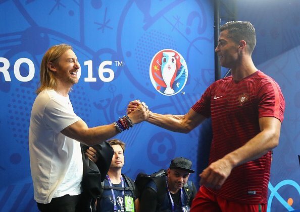 I'm sad for  France but ... Congratulations Portugal #POR ! #EURO2016 #FRAPOR https://t.co/KC79xlqsbd