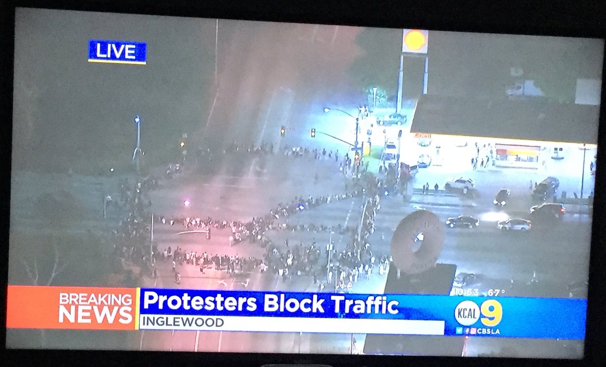 RT @MrRuffin_: Only in #LA #LosAngeles one giant Peace sign #inglewood #BlackLivesMatter ✌????️ https://t.co/MaX78vXIoR