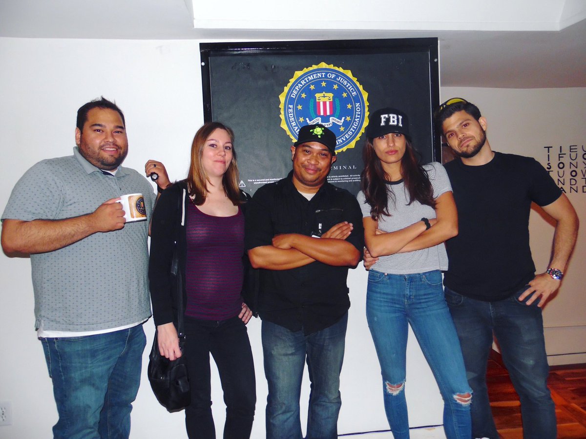 So @BreanneRacano and I went on a blind date to an escape room w/the good folks @NerdReactor https://t.co/YG1x6jAWPg https://t.co/AaNaWyP2mc
