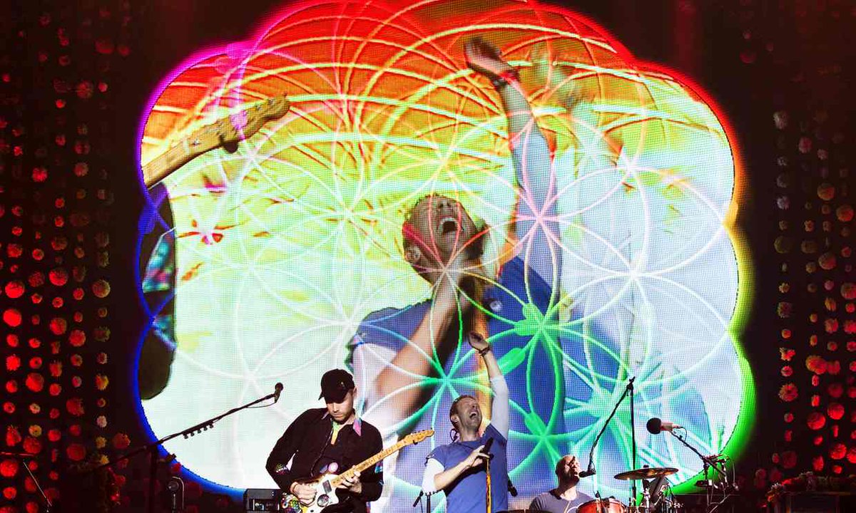 Still sad about missing @COLDPLAY @glastonbury this year ! #youknowyoumakemyworldlightup https://t.co/J83od0coyk