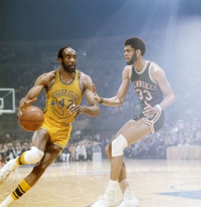 Rest In Peace to Basketball Hall of Famer Nate Thurmond (74) https://t.co/A9lQQdcaFi