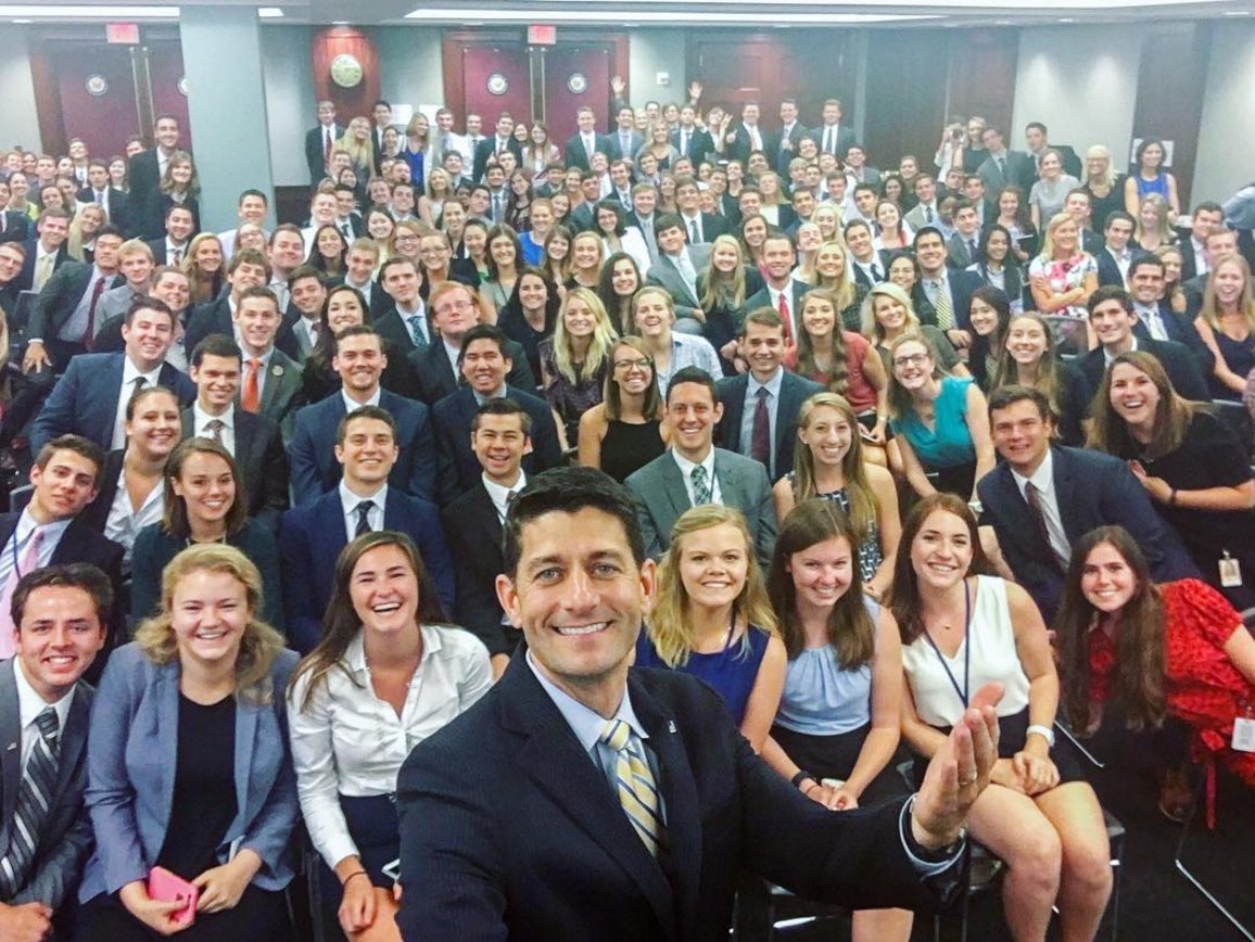 RT @ABC: Paul Ryan's selfie w/ Capitol Hill interns raises questions about diversity on Capitol Hill. https://t.co/7jX6DDGhwZ https://t.co/…