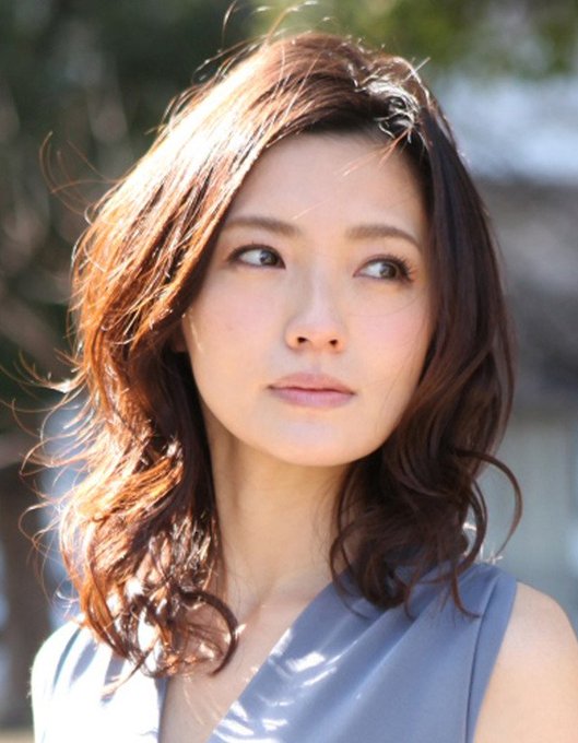 星野真里
