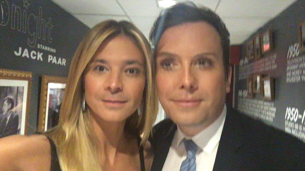 Can you tell now whose show I'm doing tonight??  ???? #FaceSwap https://t.co/OU3i4HQspZ