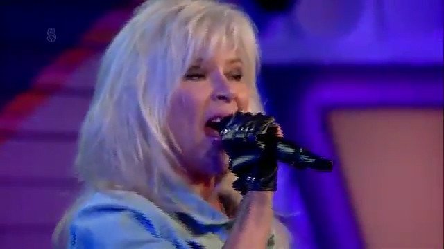 RT @TheSunTV: .@SamFoxCom treated #CBB viewers to a performance of her old hit 'Touch Me' https://t.co/tse1uGl3yx https://t.co/UgQoLzEUBS