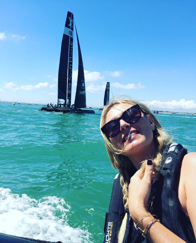 The ultimate sailing experience at @americascup ⛵ https://t.co/XTetyu2Z7I