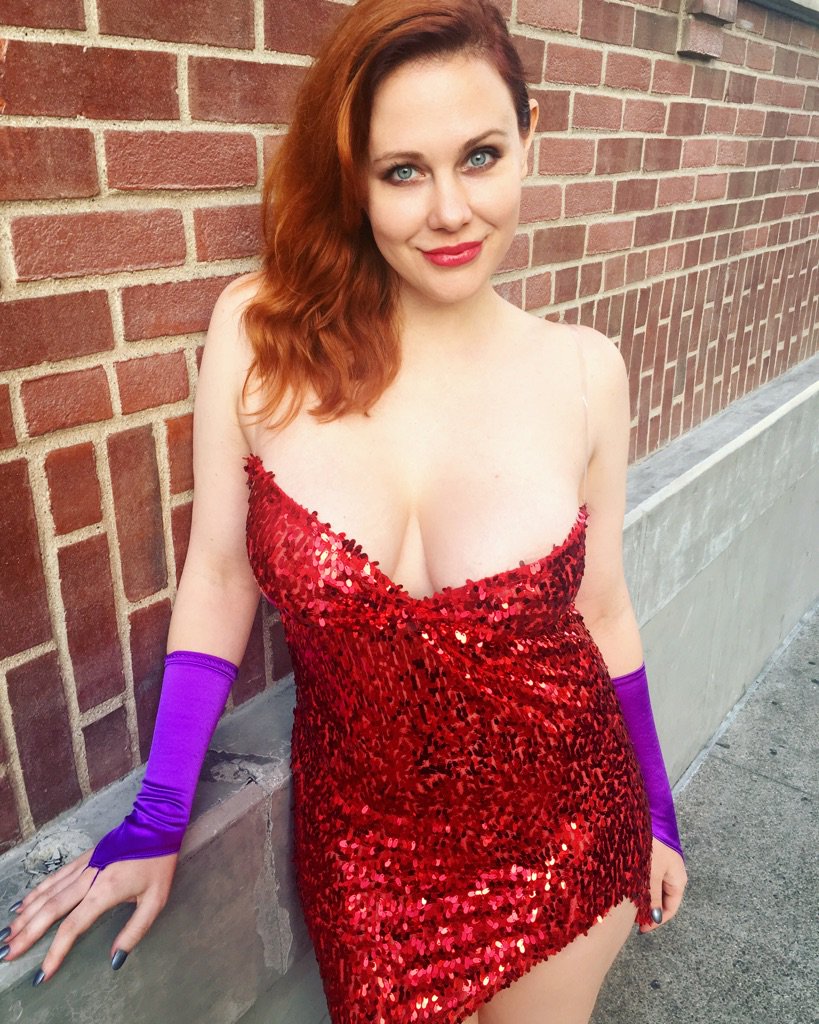 Jessica Rabbit is my favorite @andresoriano ???? #sdcc2016 https://t.co/jjzJXFA1dO