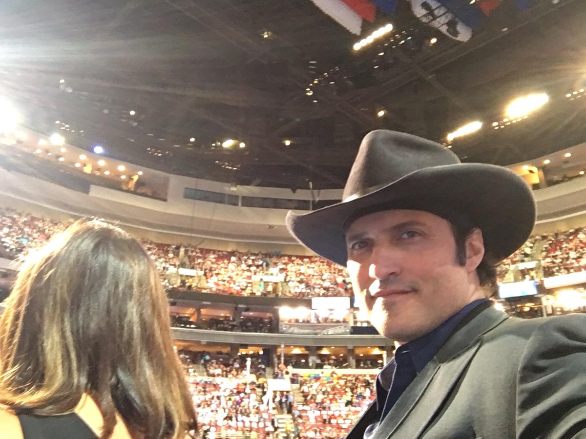 RT @Rodriguez: As a proud Latino and Texan, I’m honored to have taken the #DemConvention stage tonight to support @HillaryClinton https://t…