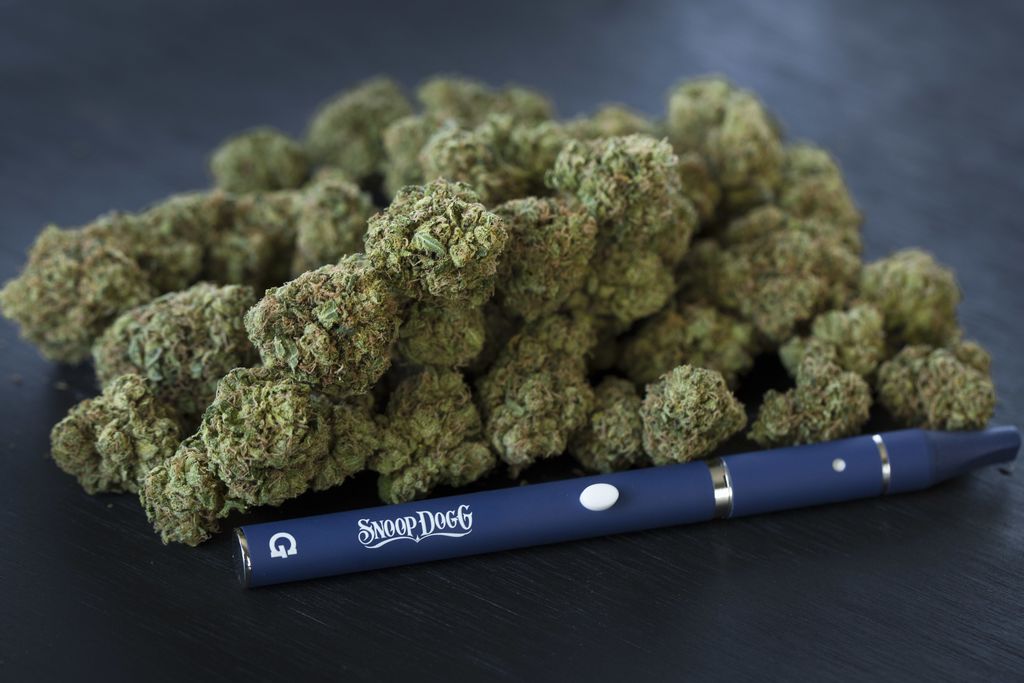 what u smokn on ?? bo$$ dogg @GPen #Gslim ✨ get it now on https://t.co/clzdpEfDNg https://t.co/v5wvTD0bEG https://t.co/WECQZE96av