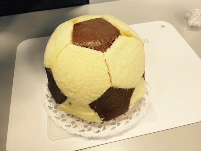 【特別編⑮】いざ!おおっ~!これはなかなか!#マリワカ #タイムトラベル少女 #サッカーボール型ケーキ #飯テロ 【特別編⑮】いざ!おおっ~!これはなかなか!#マリワカ #タイムトラベル少女 #サッカーボール型ケーキ #飯テロ
