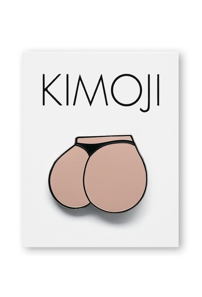RT @azeliamanners: #KimojiMerch is live and there are a ton of pins!!! via @KimKardashian https://t.co/9WCEXz4pGg https://t.co/nFtIs5anpD