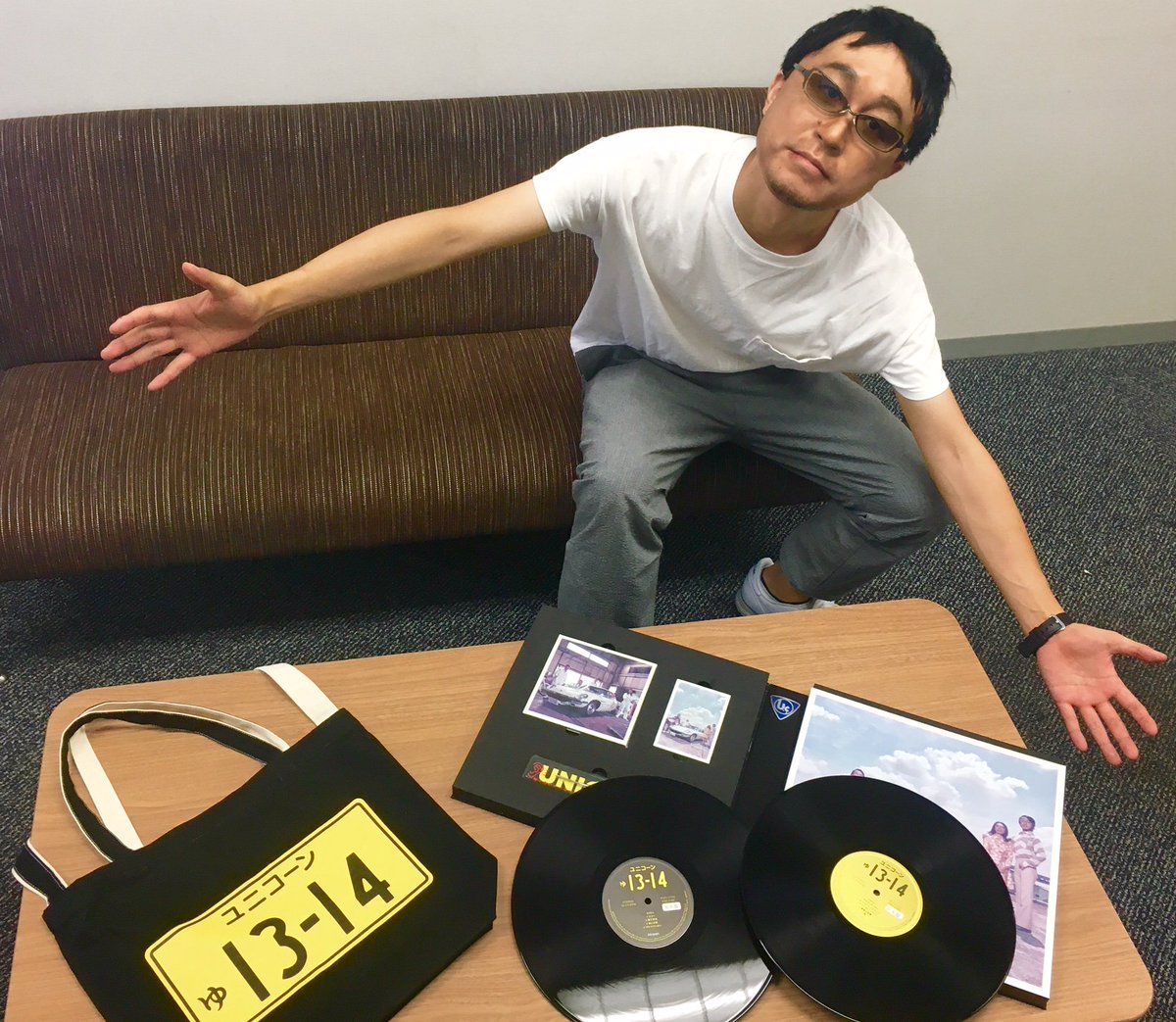 【ゅ 13,14!】ちな、全部入りの「ゅ 13,14」完全生産限定豪華BOXはグッズ付きでこんなかんじっす!豪華! unicorn.jp/special/yuno13\u2026 ゅ1314 リアルフェイス増殖中