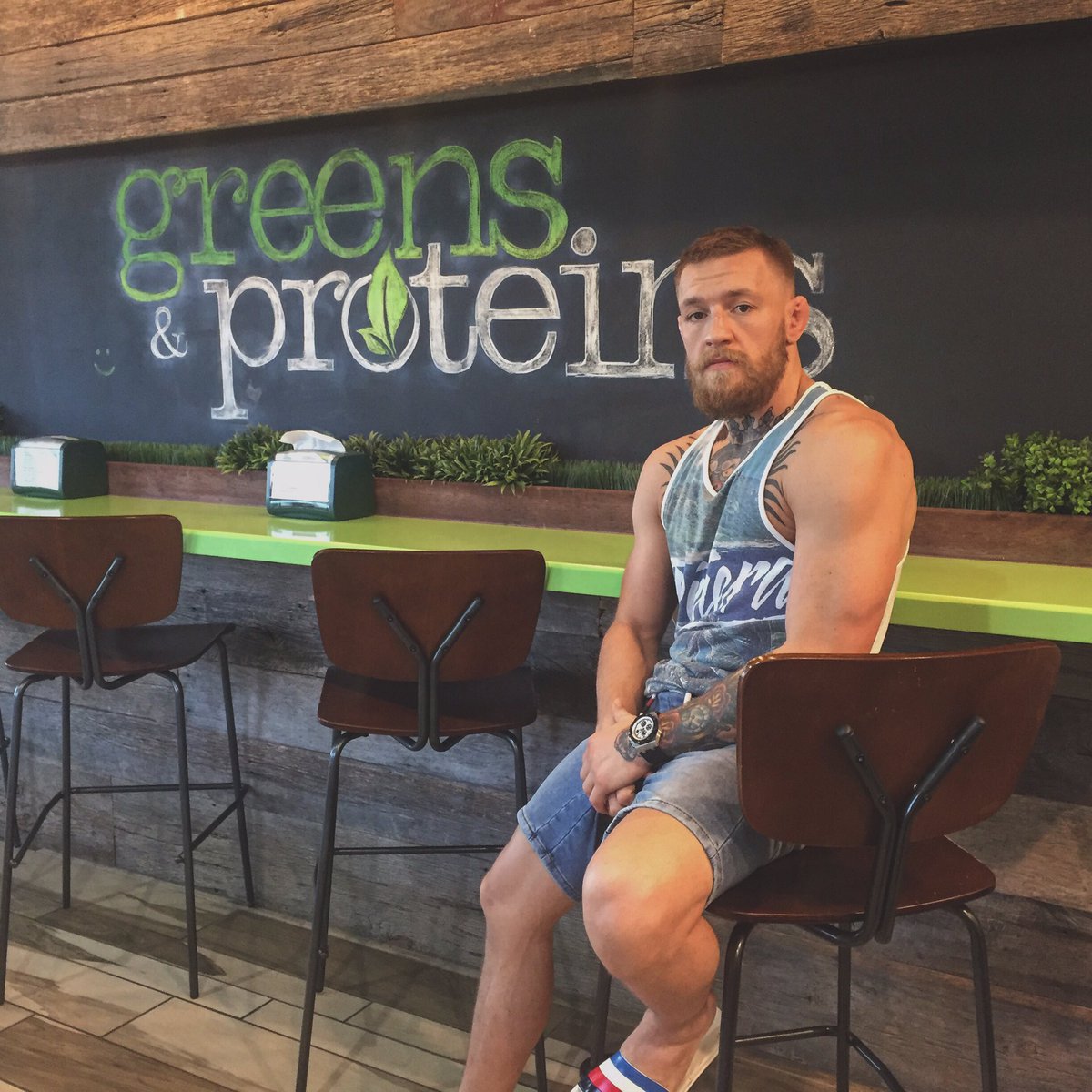 Eating at Greens and proteins. I'm an animal. https://t.co/fkrumlPfdH