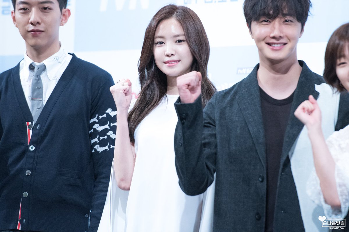 신데렐라와 네명의 기사 손나은 박혜지 신네기 이정신 드라마 강서우 박소담 나은이 안재현 본방사수 정일우 sonnaeun_com