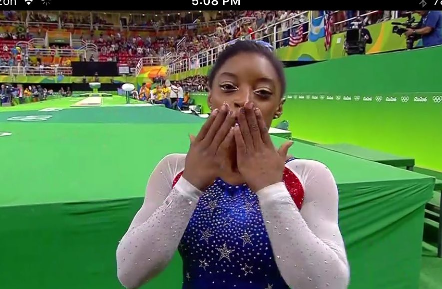 RT @Lizzs_Lockeroom: #Gold Congrats @Simone_Biles #TeamUSA ???????? https://t.co/MjbKIkiiqe