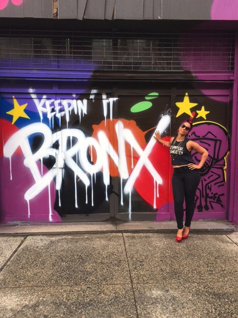 When bae smashes the #nocommission art fair in the BX you just stand there like ???????? #keepingitBronx @DeanCollection https://t.co/cJvgZAfSZs