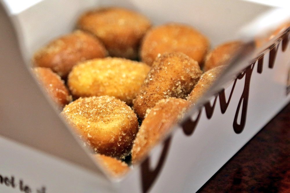 Taco Bell Cinnabon Delights Images & Pictures - Becuo Mark Wahlberg