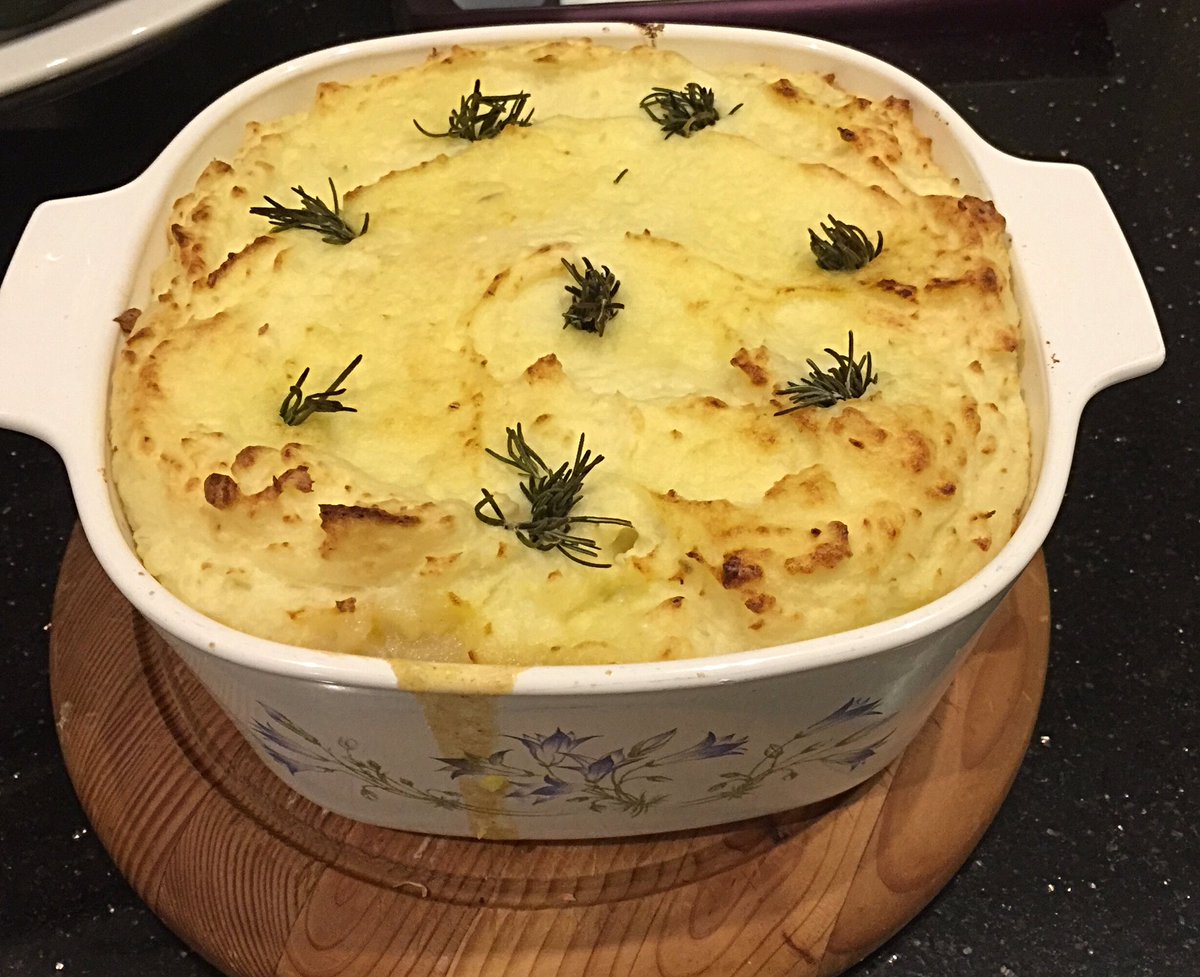 @jamieoliver we did our best to make your Shepherds Pie. How it tastes is another story ... entirely! https://t.co/uf9x8T8GsS