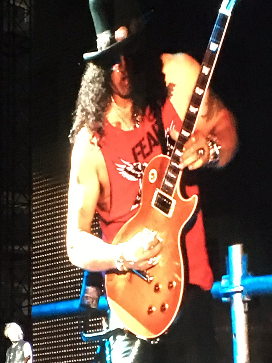 beyond epic.

an amazing night
of pure 
rock & roll 
GnR brilliance!

thank u gentlemen,
I really needed that!
© https://t.co/xU08hCrtf0