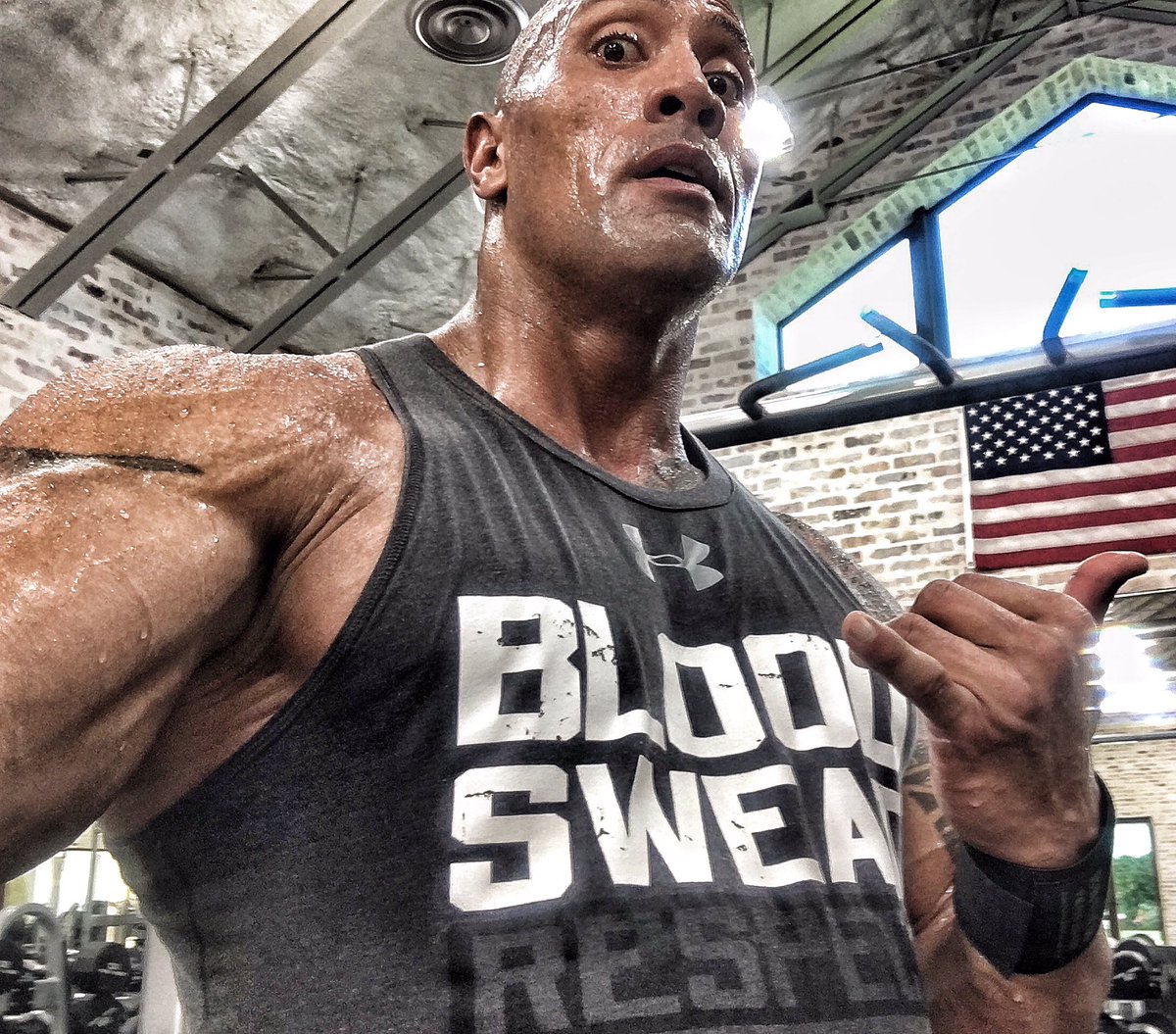 Thank U for makin' our new #ProjectRock shirts @UnderArmour's #1 seller! #BloodSweatRespect https://t.co/vYtBQVsMjX https://t.co/RjnaST0tRm