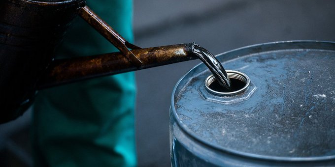 Nigeria losses Oil gain in 4 years