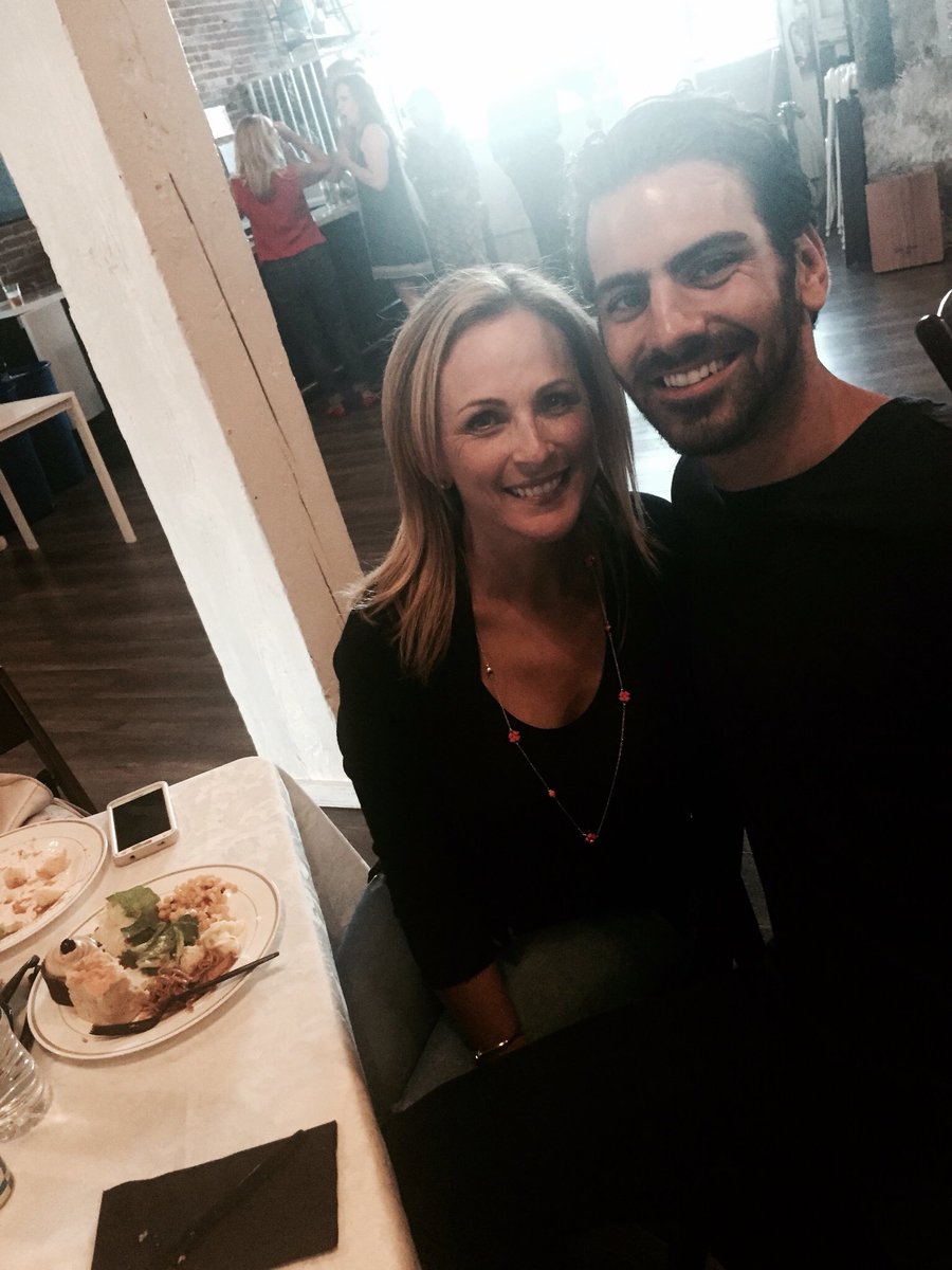 Sunday afternoon fun hanging with @DancingABC champ @NyleDiMarco at the #Mather press event for @burtonmotion! https://t.co/UgSMwLCPbS