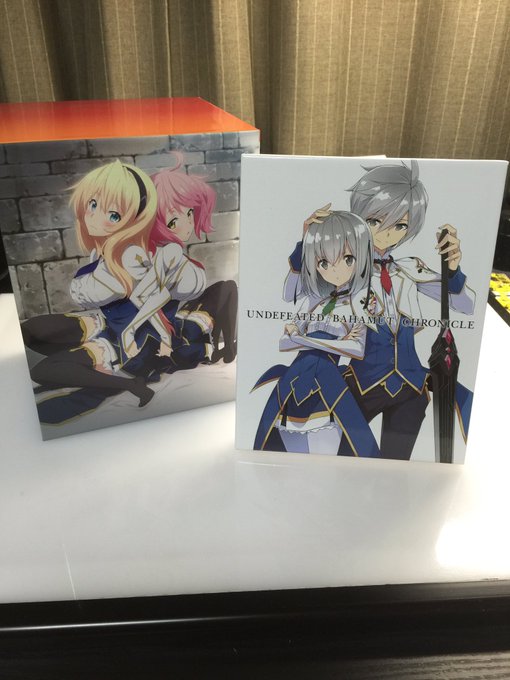 アニメ最弱無敗の神装機竜円盤マラソン完了です!GA文庫さんから頂いてた分も合わせたらすごい量に…!(机に乗りきらない) アニメ最弱無敗の神装機竜円盤マラソン完了です!GA文庫さんから頂いてた分も合わせたらすごい量に…!(机に乗りきらない)