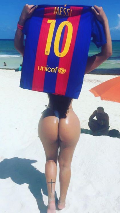 RT @PublimetroMX: Miss Bumbum @SuCortezOficial inicia campaña para que Lionel Messi la desbloqueé https://t.co/VVMbYC5OwQ https://t.co/Ce71…