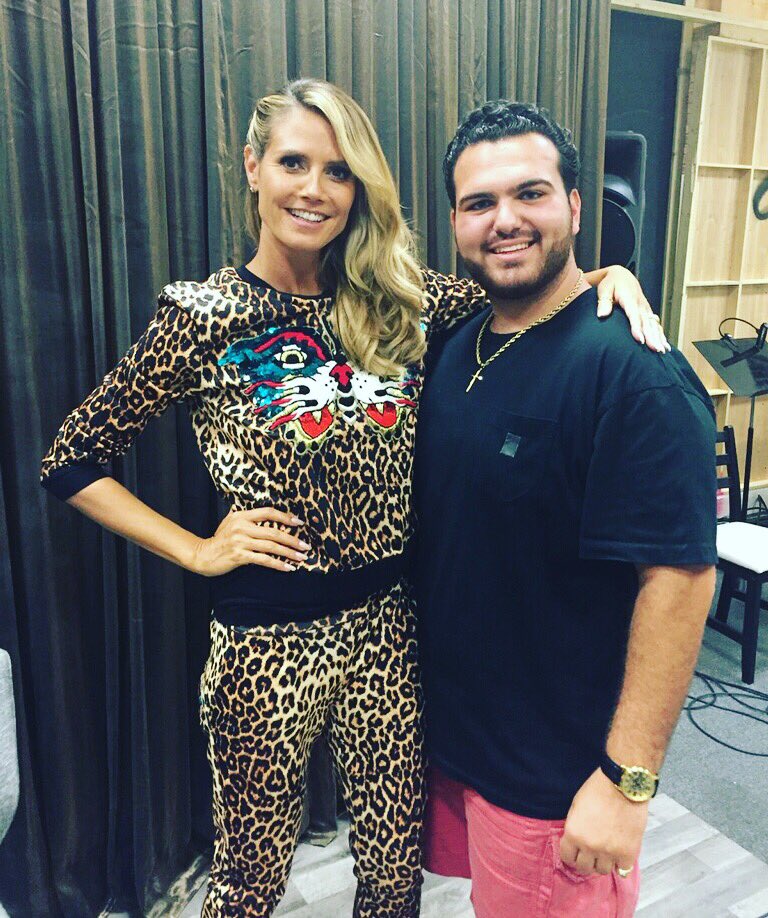 Look who i ran into backstage @nbcagt .... my golden boy ???? @salthevoice #AGT https://t.co/FmMuEC1DWs