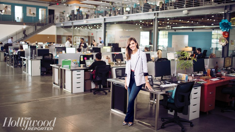 RT @THR: Jessica Alba to mentor startups in Apple's 'Planet of the Apps' https://t.co/Kmcj2XkOjh https://t.co/w8VEGczTBX