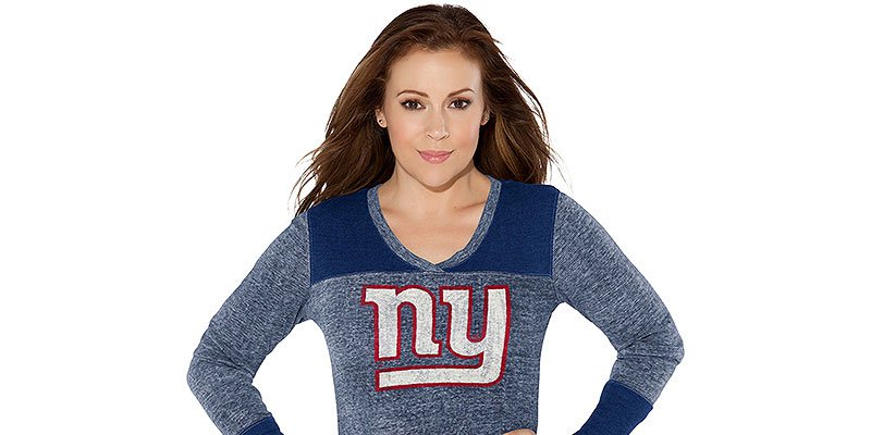 RT @people: Score! Touch by Alyssa Milano launches NFL apparel line with motherhood maternity https://t.co/CxTzp2tETV https://t.co/bKYTeKJO…