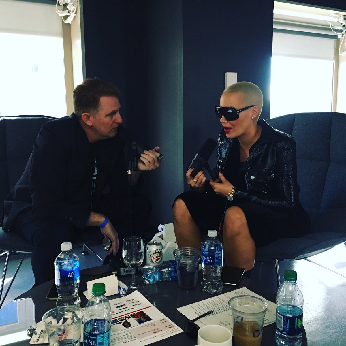 RT @playit: Behind the scenes of #PodcastUpfront, @MichaelRapaport is doing work w/ @DaRealAmberRose for #iamrapaport! https://t.co/s6TUOW3…