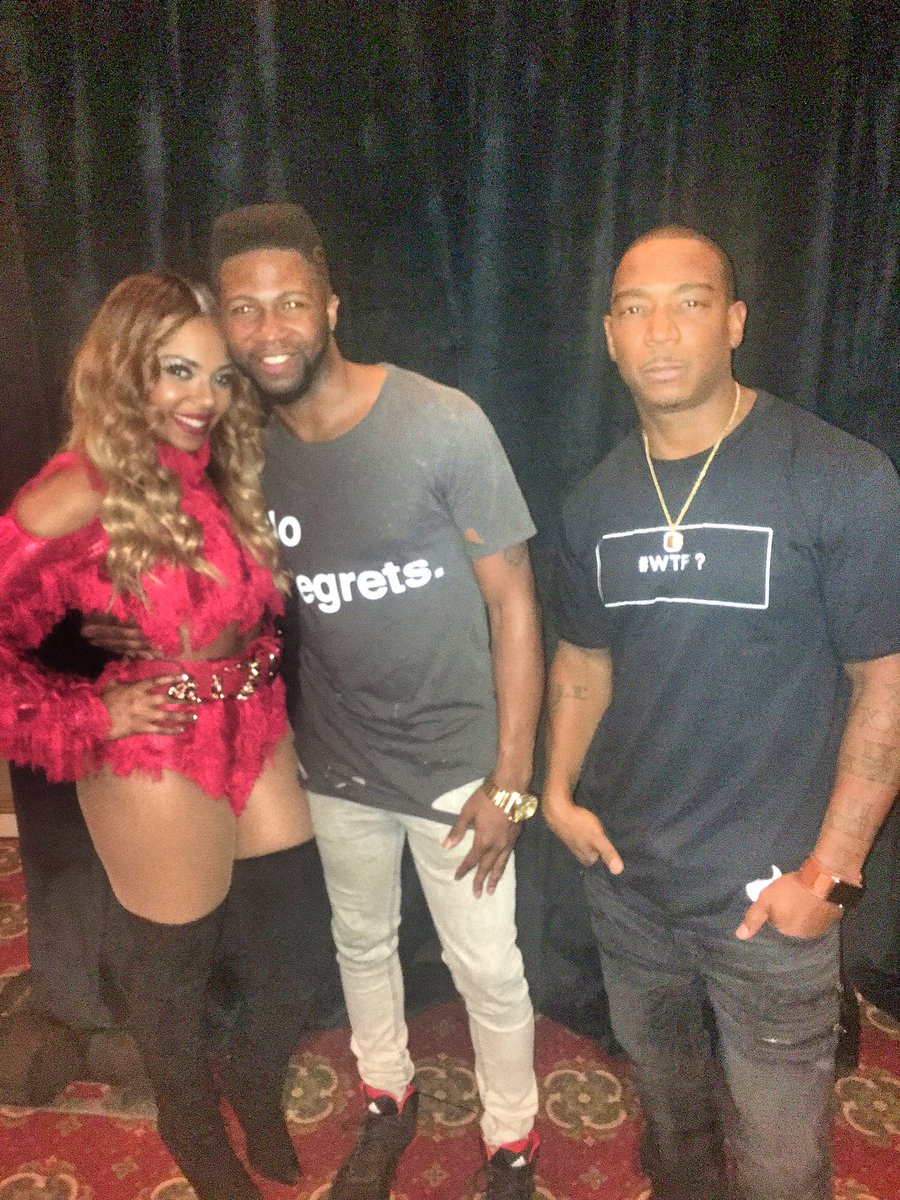 RT @ShawdySirLeo: @ashanti @Ruleyork @SmoothCity All the way from Dallas Tx!!! Will always show continuous love!! ATL was Lit!! https://t.c…