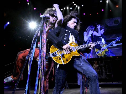 HAPPY BDAY @JOEPERRY
NOT SURE WHAT PLANET YOU FELL FROM BUT GLAD YOU FELL INTO AEROSMITH
HONORED TO CALL YOU BROTHER https://t.co/p2d9E1iWeg