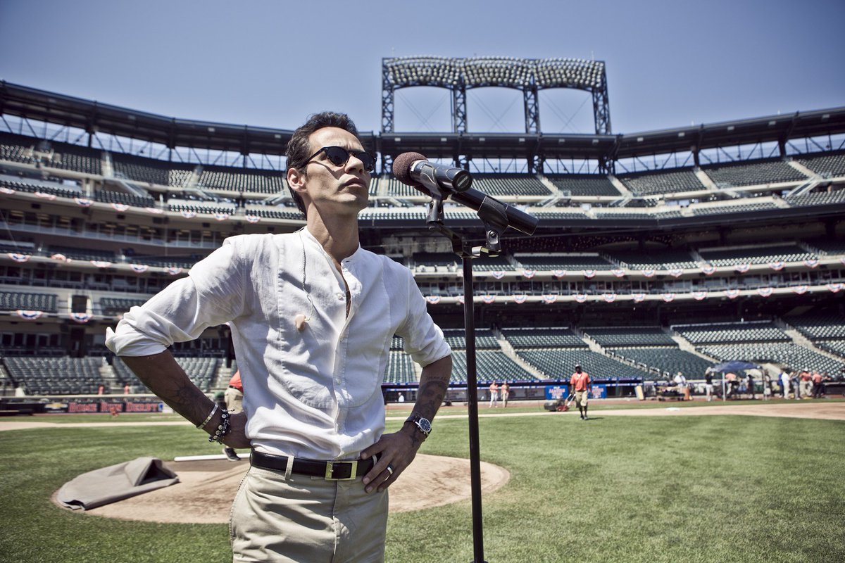 Remembering the day when I sang at the MLB All-Star Game in 2013. https://t.co/tkUz3vFeU1