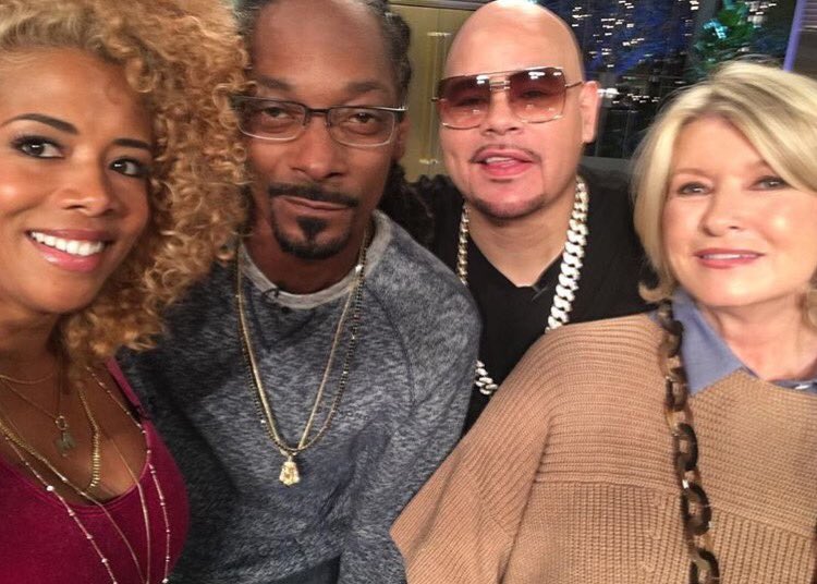 bo$$ chefs ✨???????? @iamkelis @marthastewart @fatjoe @vh1 
#MarthaAndSnoop https://t.co/86LSw49fQq